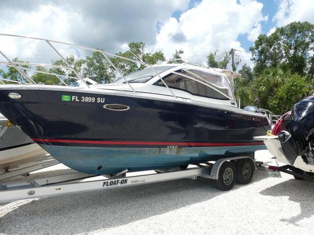 2017 Cutwater Boats C-242 Sport Coupe Outboard