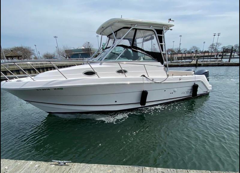 2017 Robalo R305 Walkaround