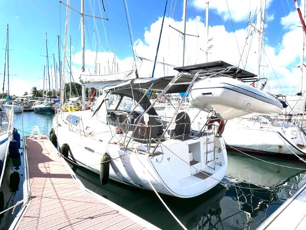 2010 Beneteau Oceanis 40