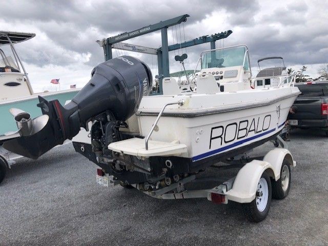 1995 Robalo 1820