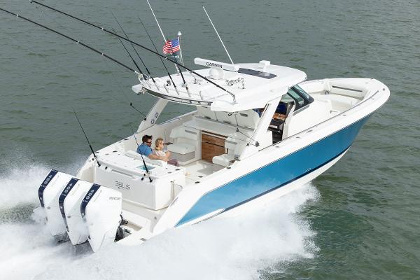 2025 Tiara Yachts 38 LS