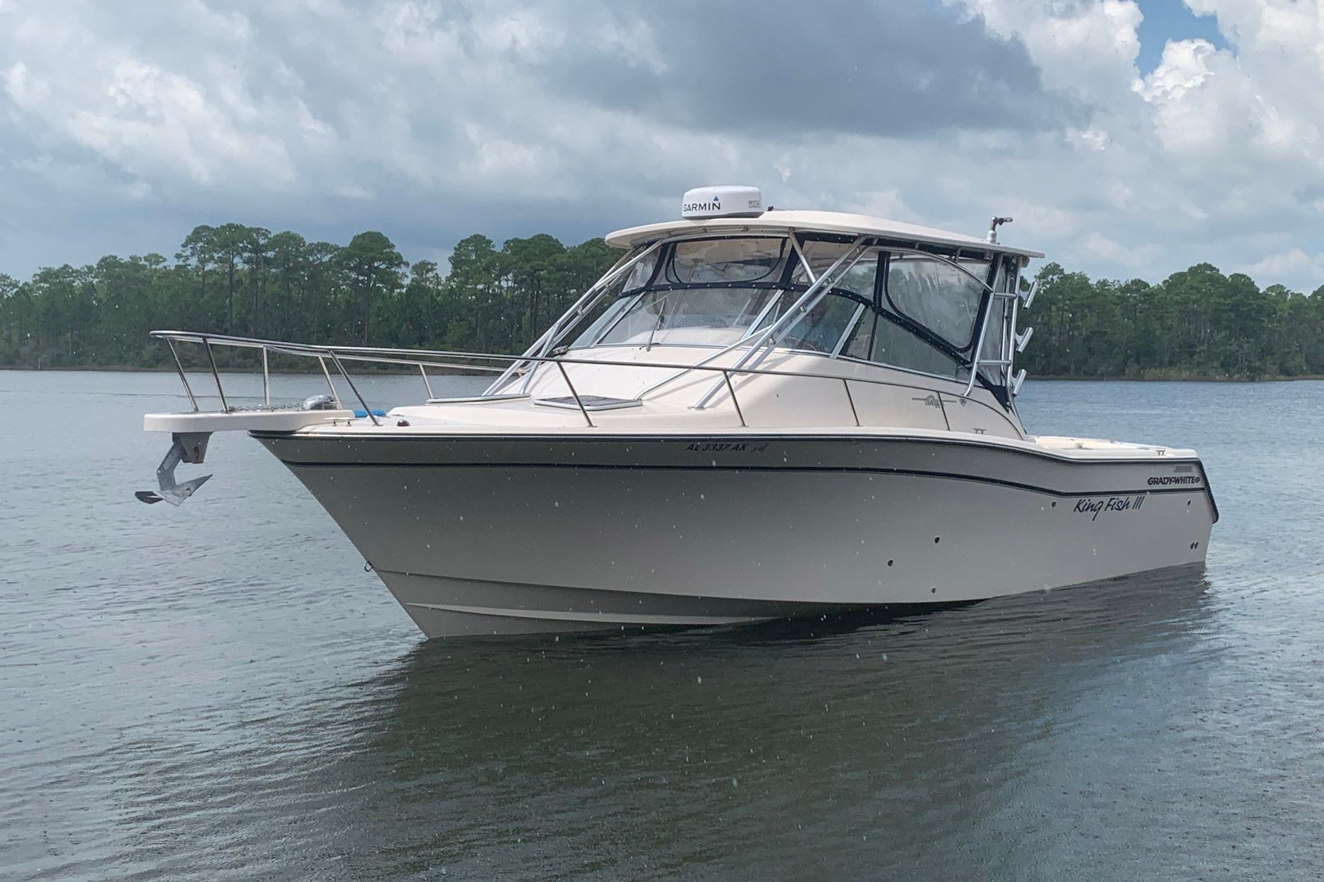 2006 Grady-White Express 330