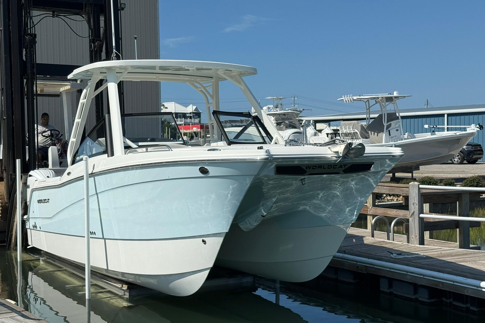 2025 World Cat 260 DC-X