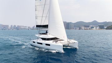2025 Lagoon 51