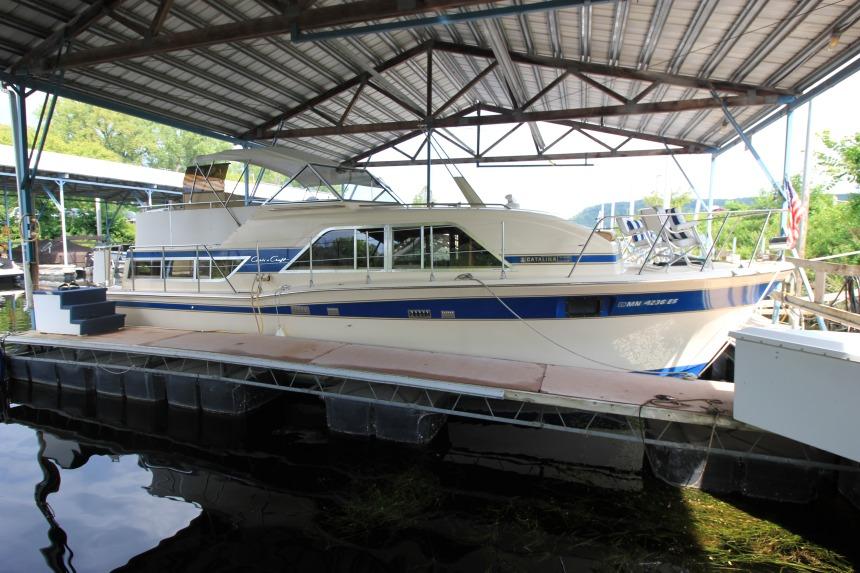 1983 Chris-Craft 350 Catalina