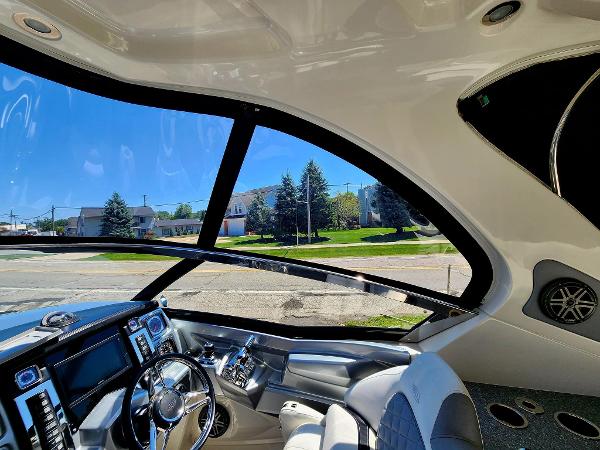 2014 Chaparral 327 SSX
