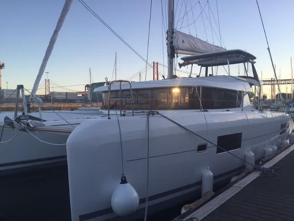 2017 Lagoon 42