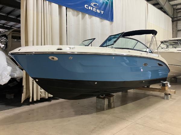 2025 Sea Ray SDX 250