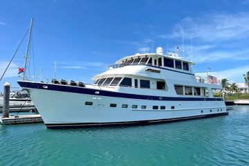2017 Outer Reef Yachts 860 Deluxbridge Motoryacht