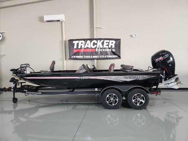 2025 Ranger RT198P