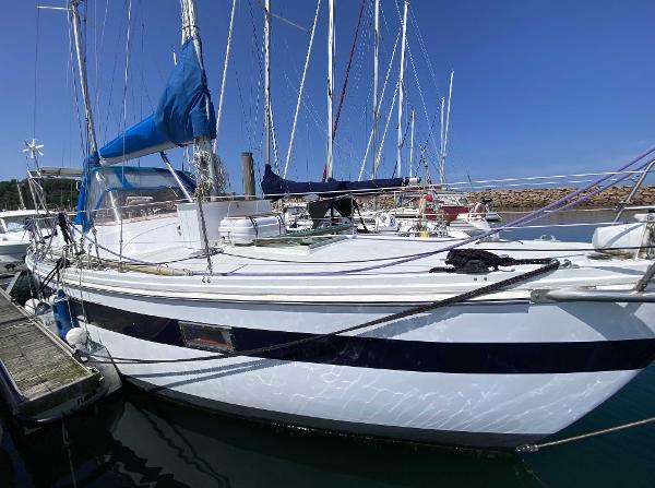 1976 Playvisa Coronado 35