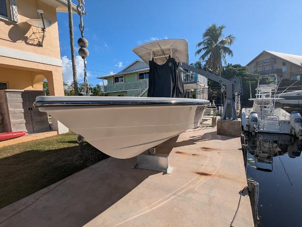 2009 Pathfinder 2200-v
