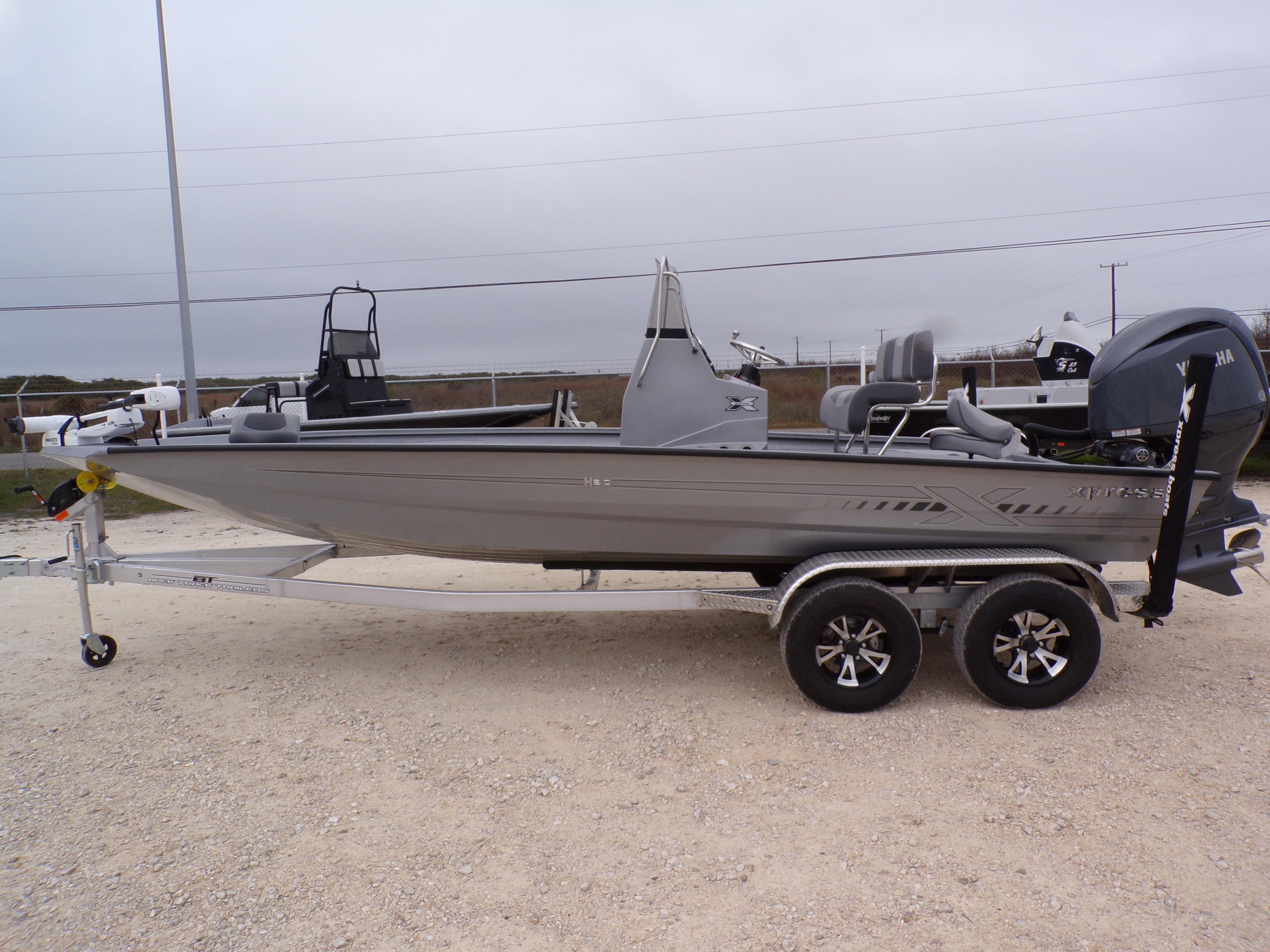2025 Xpress H210 BAY