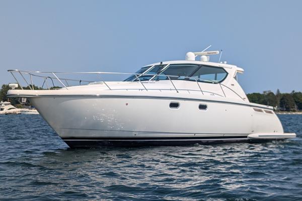 2008 Tiara Yachts 4300 Sovran