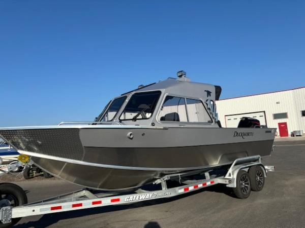 Duckworth 24 Pacific Navigator
