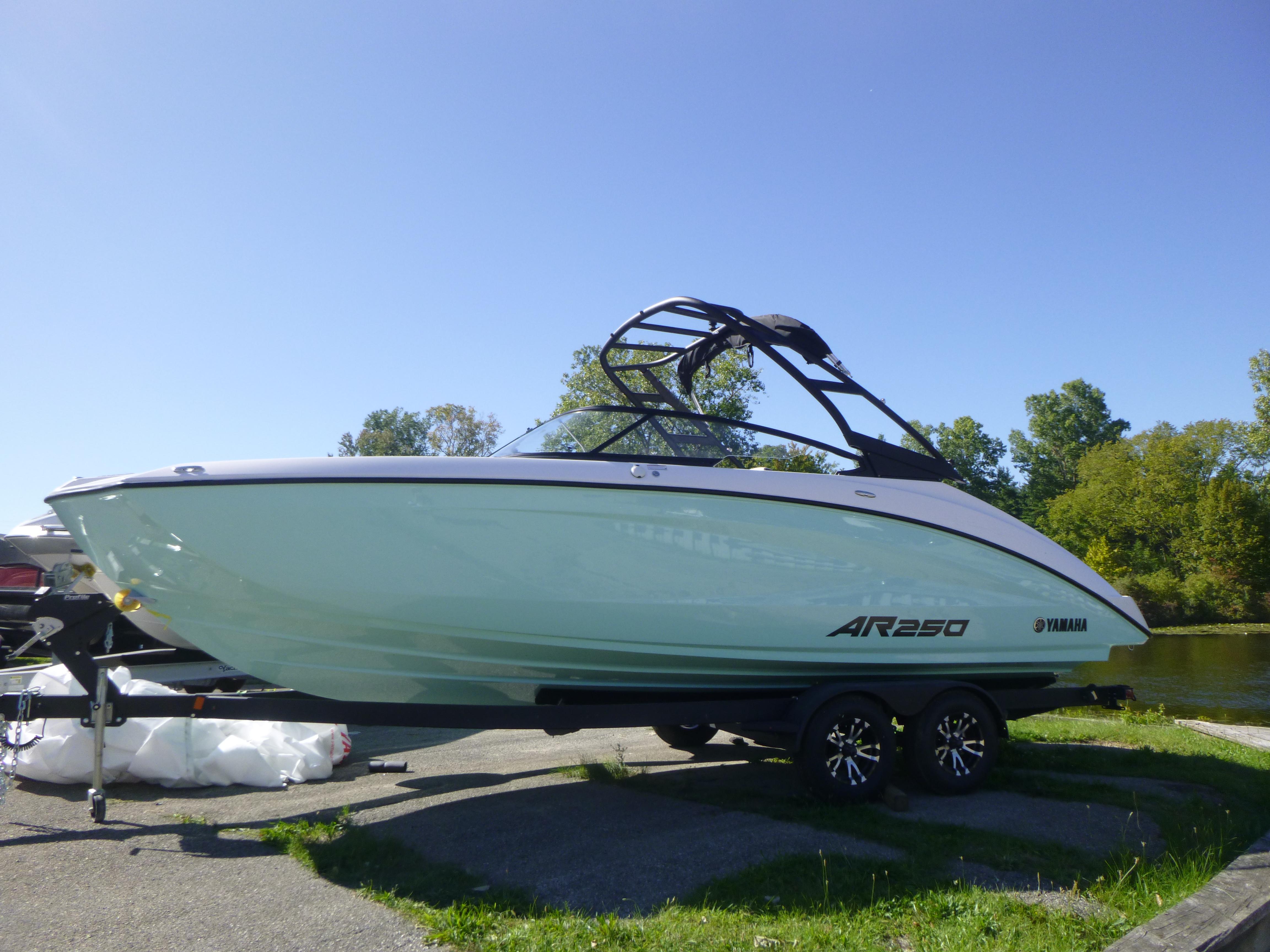 2024 Yamaha Boats AR250, Lansing Michigan