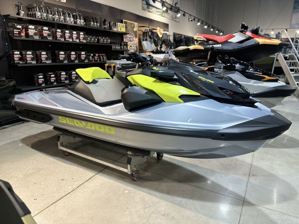 2025 Sea-Doo RXP-X™ 325 Tech, BRP Premium A, iBR Ice