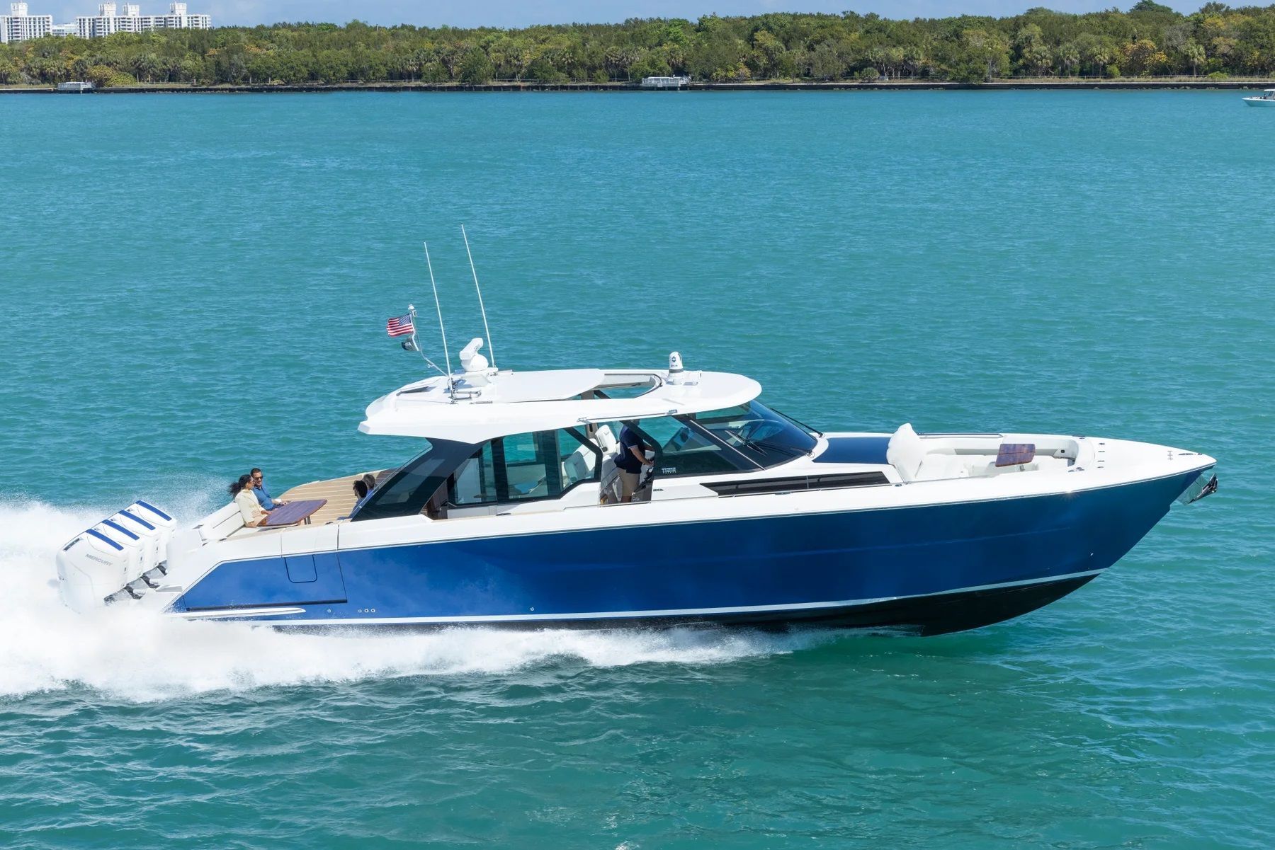 2026 Tiara Yachts 56 LS