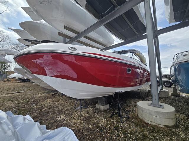 2025 Hurricane SunDeck 2600 OB