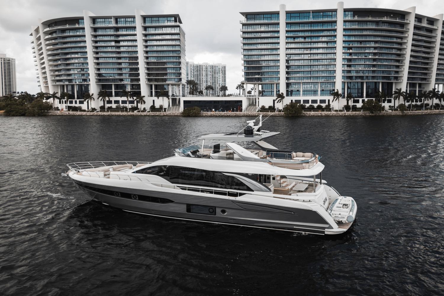 2024 Azimut 78 FLY