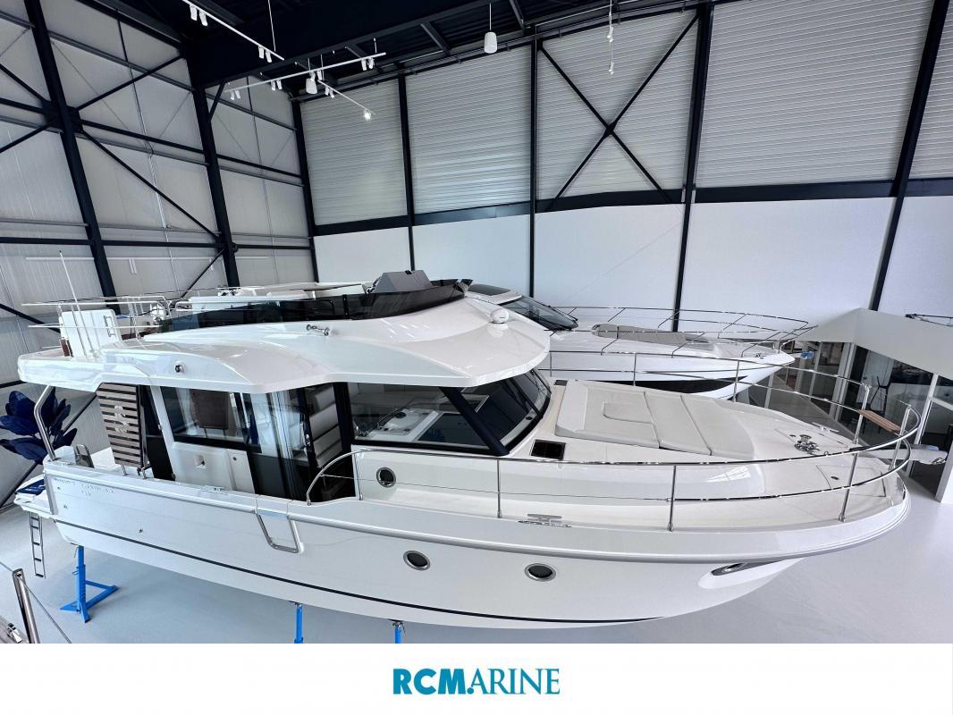 2024 Beneteau Swift Trawler 41 Fly