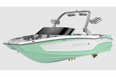 MasterCraft XT24 Boat