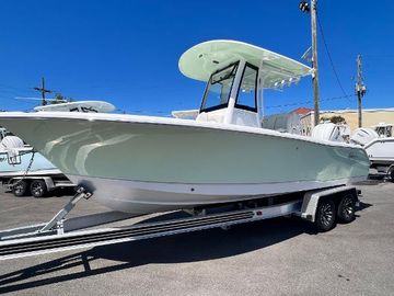 2025 Sea Hunt Ultra 235 SE