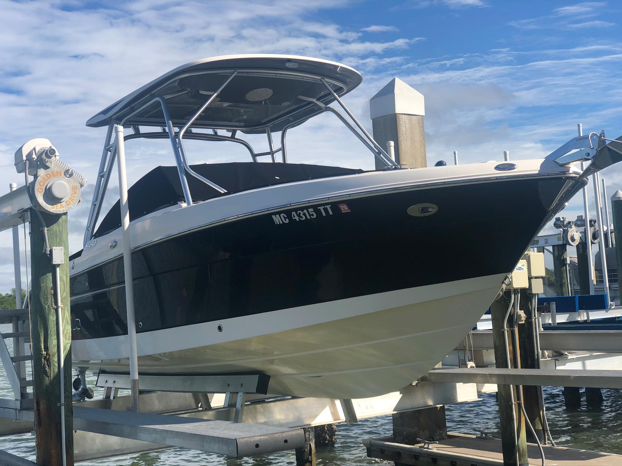 2014 Robalo R247 Dual Console, Ft Myers Beach Florida - boats.com