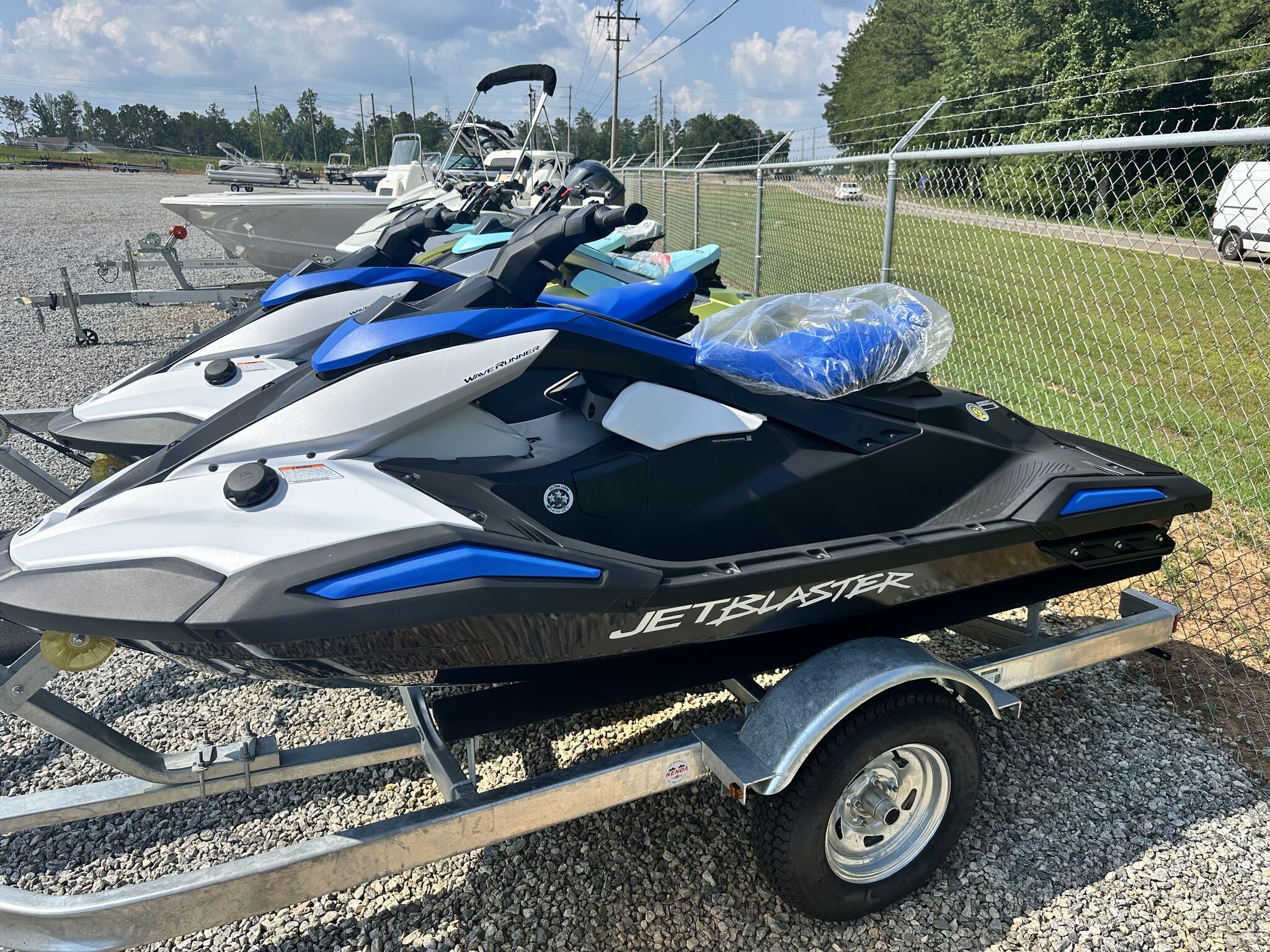 2025 Yamaha Boats WaveRunner JetBlaster Base