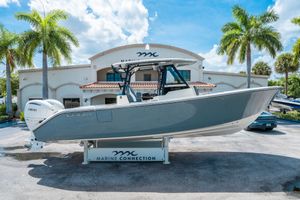 Cobia 305 Center Console