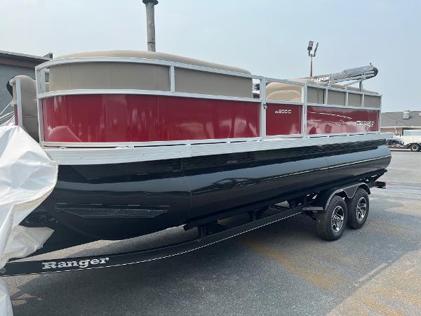 Ranger Reata 200C 2024 Ranger Reata 200C pontoon boat on a trailer.