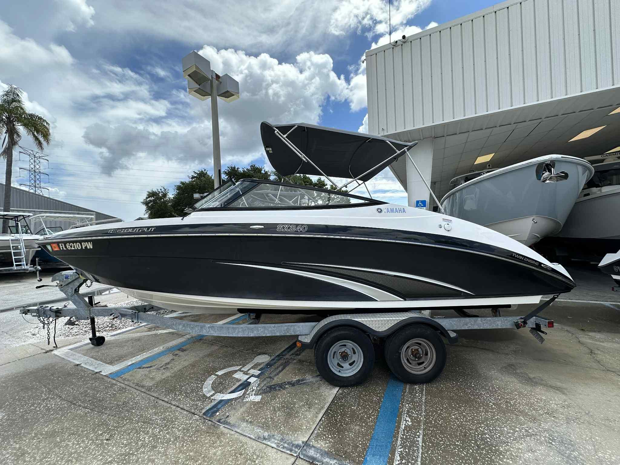 2015 Yamaha Boats AR240 HO