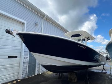 2011 Edgewater 318 Cc