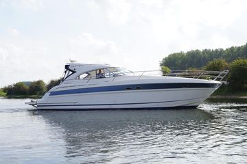 2007 Bavaria 42 HT Sport IPS-500 - hydraulic platform