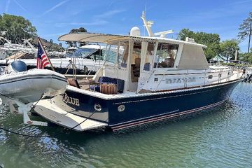 2004 Grand Banks 49 Eastbay HX