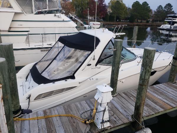 2011 Sea Ray 350 Sundancer