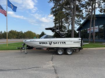 2008 Malibu Wakesetter 20 VTX
