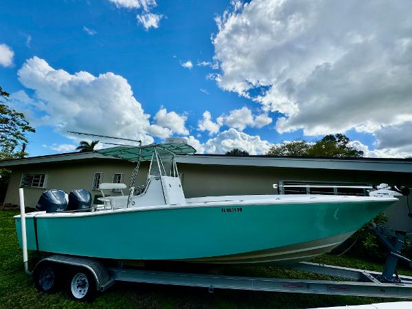 2014 Conch 27 CC