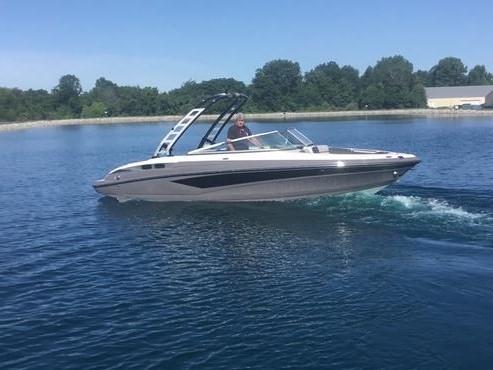 Crownline 240 SS