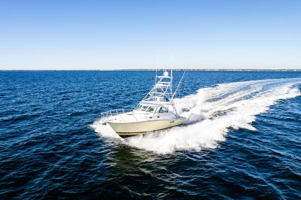 2002 Pursuit 3800 Express
