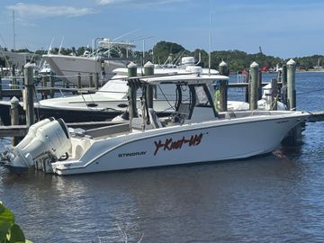 2023 Stingray 273 CC