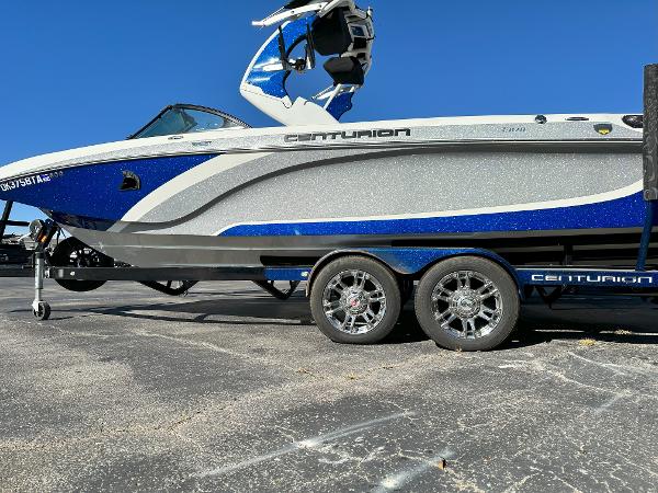 2016 Centurion FS44