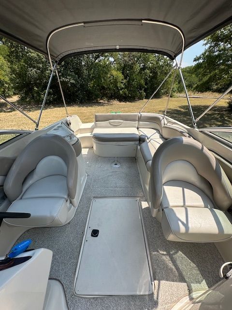 2004 Sea Ray 240 Sundeck