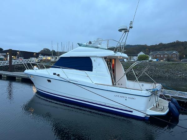 2001 Beneteau Antares 10.80