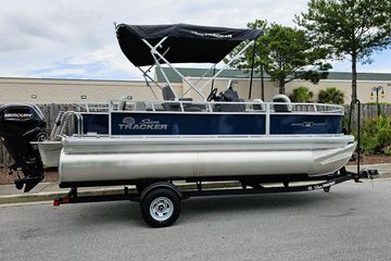 2026 Sun Tracker Bass Buggy 18 DLX