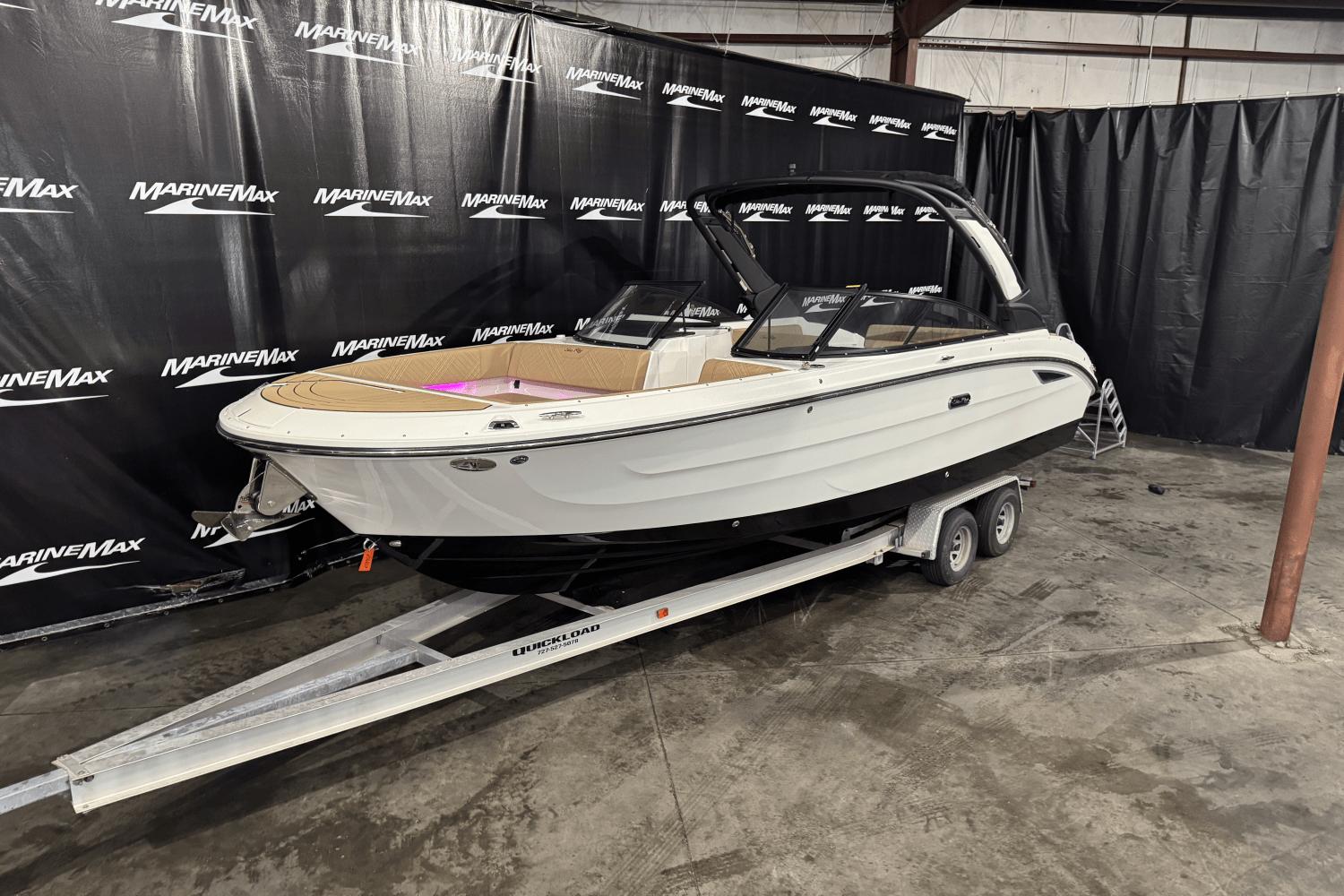 2025 Sea Ray SDX 270