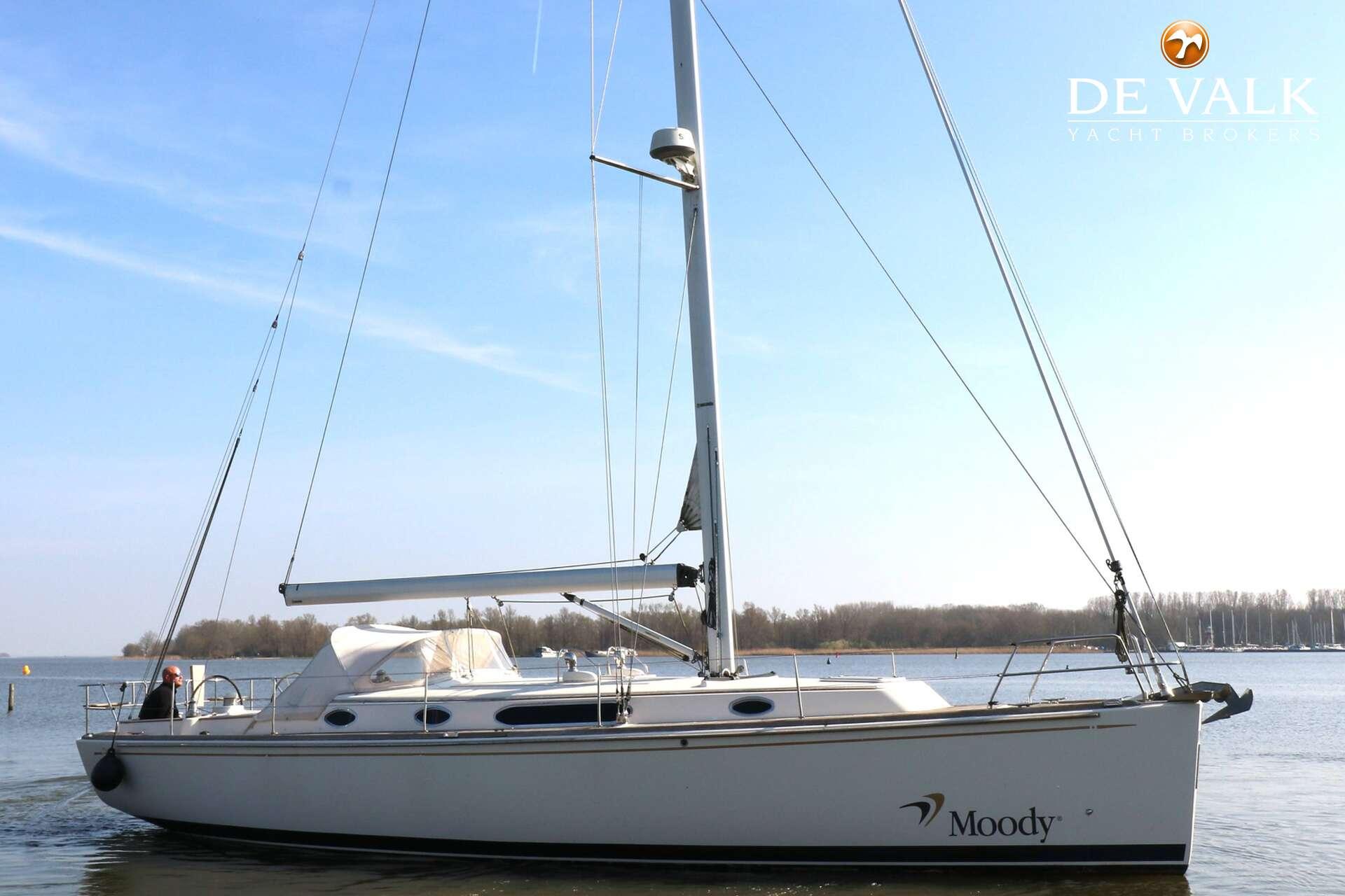 2010 Moody 41 Classic