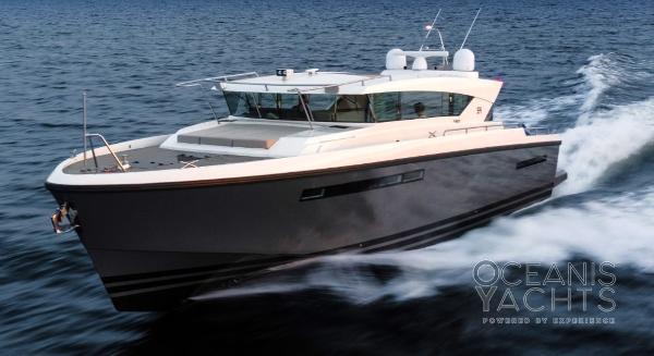 Delta Powerboats 54 IPS CARBON Delta 54 Ilkka