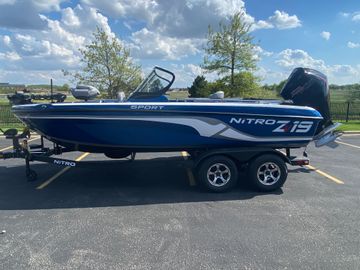 2025 Nitro ZV19 Sport Pro