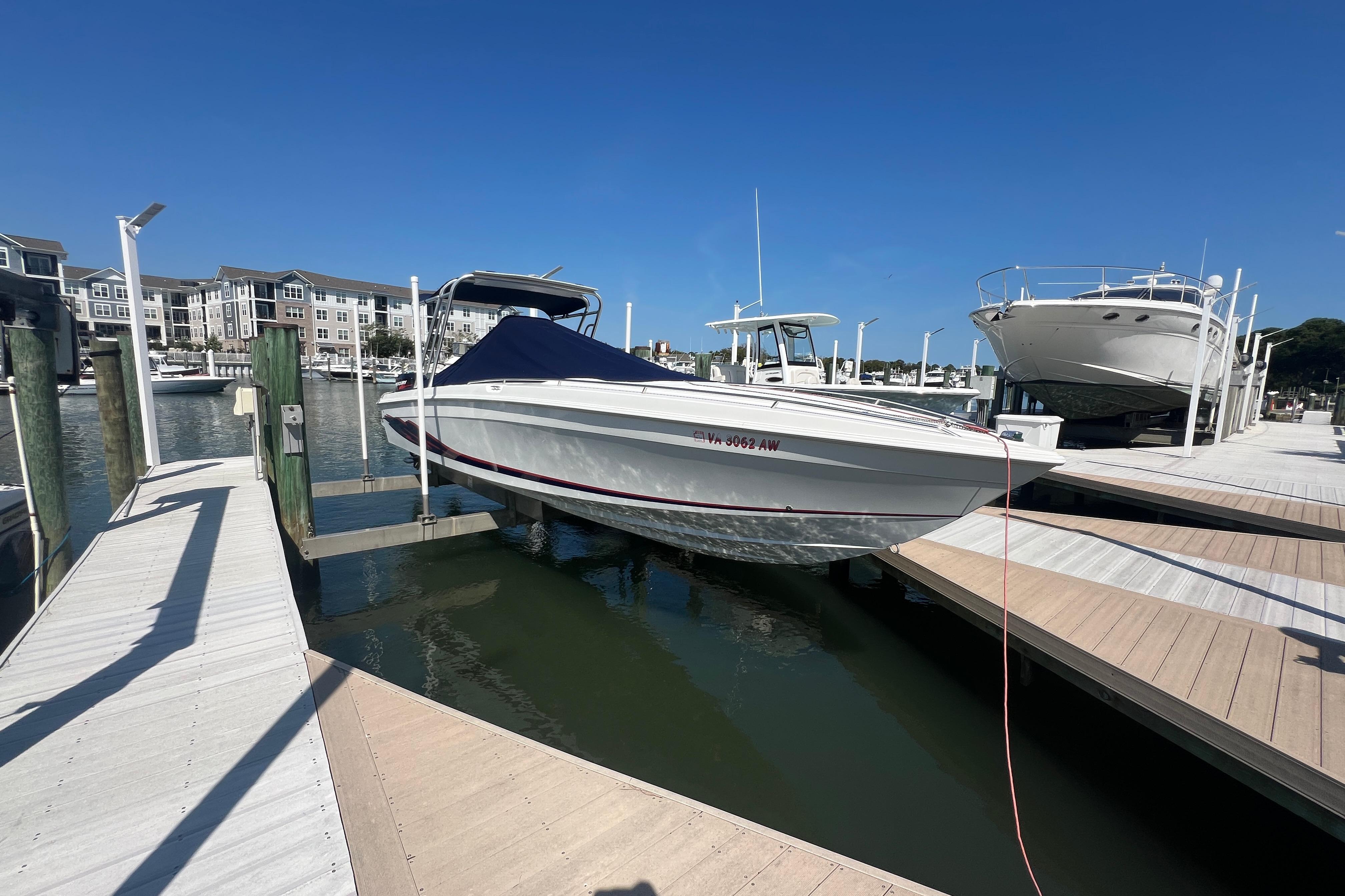 1999 Wellcraft 302 Scarab Sport